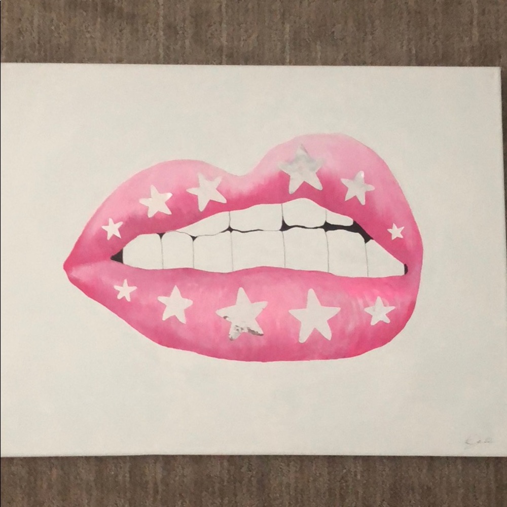 Custom lip painting wall decor 💋